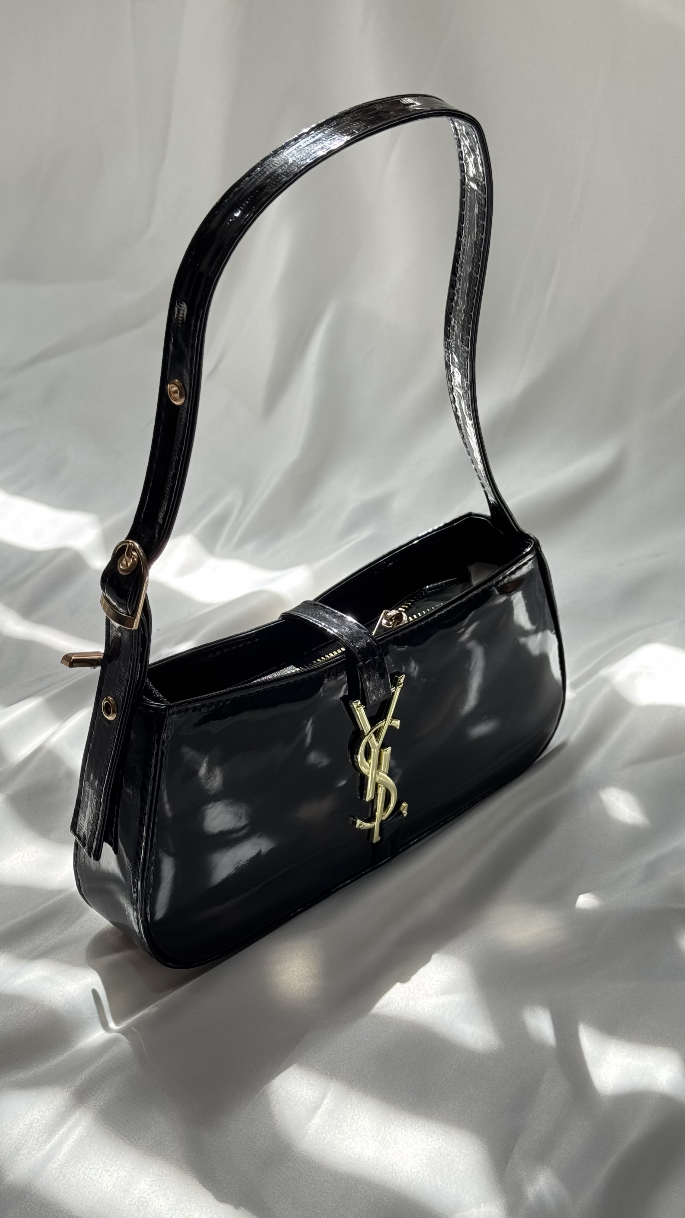 IMG_1733 کیف دستی دوشی فانتزی دخترانه ایو سن لورن ماکاژ | 577941 - Image 1