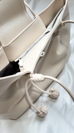 کیف دستی دوشی اسپورت زنانه گیلاسی | 940 - Image 6