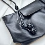 کیف دستی دوشی اسپرت زنانه گیلاسی 940 مشکی