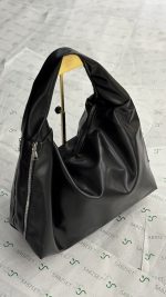 کیف دستی دوشی اسپورت دخترانه شل دور زیپ | 107 - Image 2