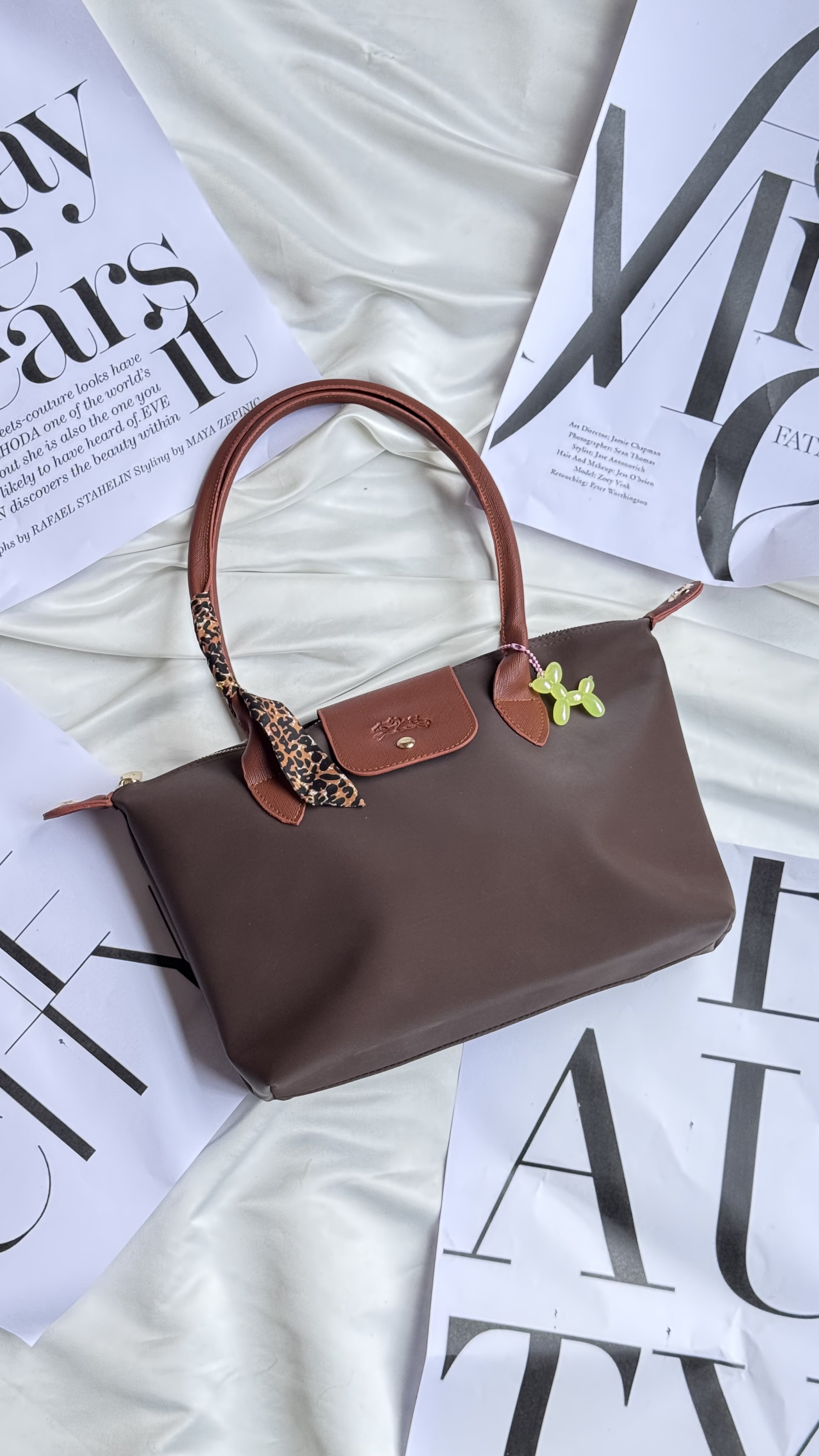 IMG_5226 کیف دستی دوشی فانتزی دخترانه لانگ چمپ | 940962 - Image 1