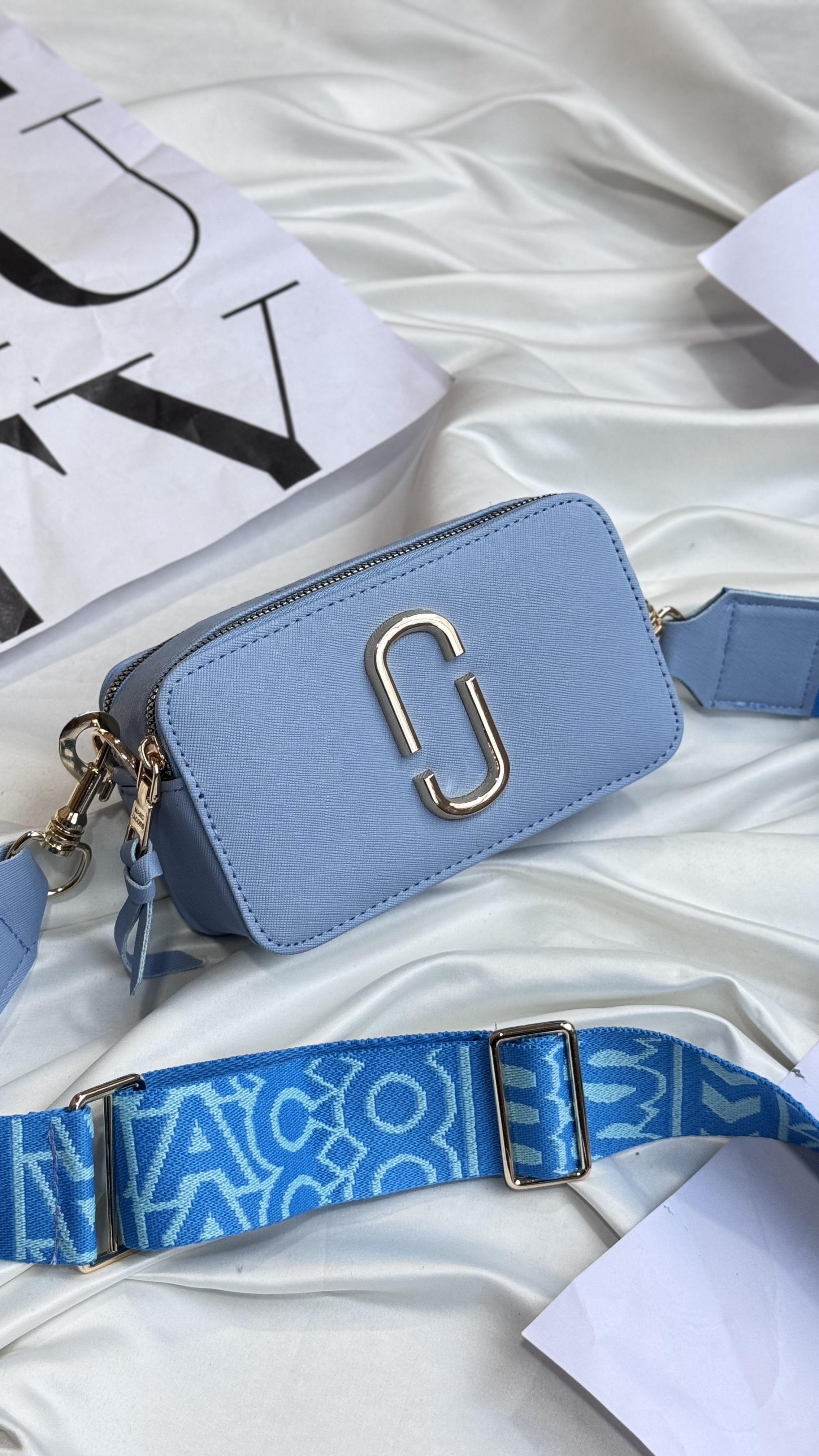 IMG_6025 کیف دوشی اسپرت دخترانه جاکوبز اسنپ شات | 550 - Image 1